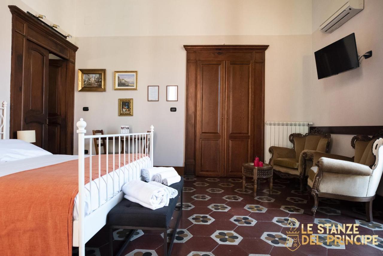 Hotel Le Stanze del Principe Napoli Esterno foto